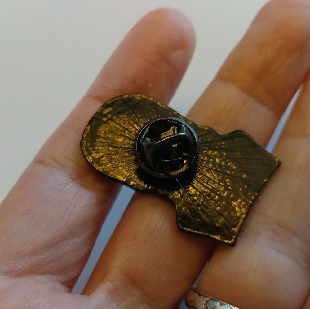 Wednesday Addams I am smiling hat pin - Picture 4 of 5